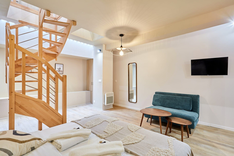 Room 5, Charmant Duplex 1 Chambre Centre de Paris, Paris