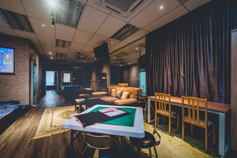 Tun Aminah Shoplot 10-14pax KTV Mahjong Funhouse, Johor Bahru