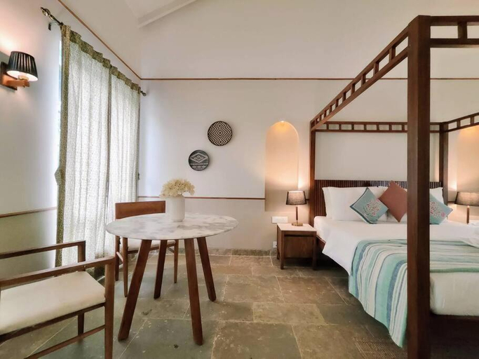 Bedroom 2, Re's, North Goa