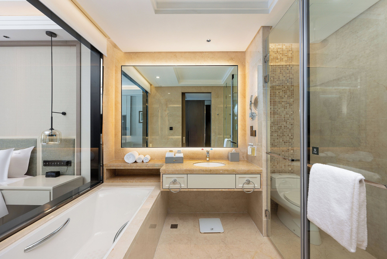 Bathroom 5, Holiday Inn JIANHU by IHG, Yancheng