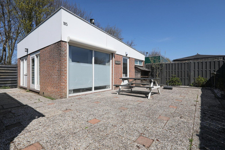 Outdoor dining, Sunshine Bungalow in Noordwijkerhout, Noordwijk