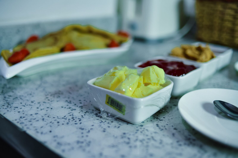 Food & Drinks 4, Ringruby Hotel, Oduduwa Way, Mushin