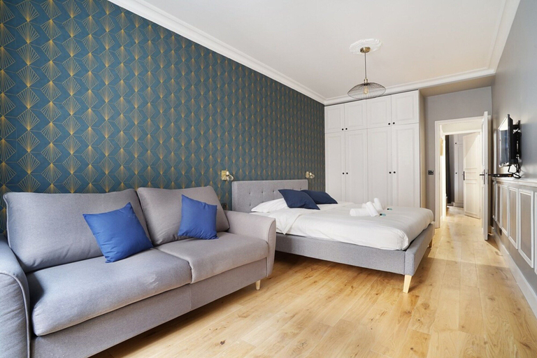 Room 2, Sublime and new apartment Center of Paris Opera, Paris