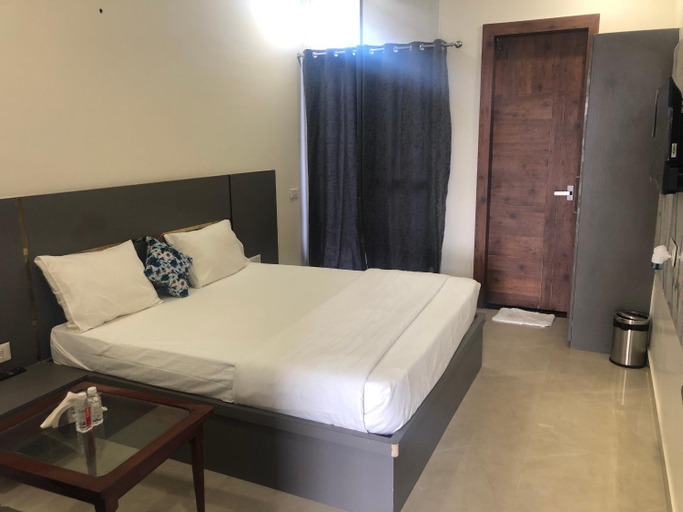 Bedroom 6