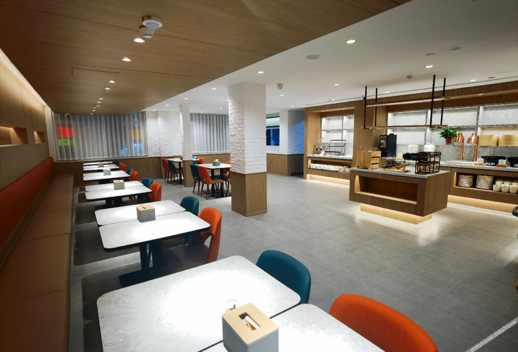 Food & Drinks 5, HanTing Hotel (Donggang Huanghai Dashichang), Dandong