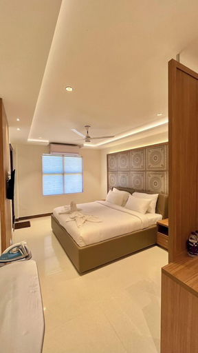 Bedroom 25