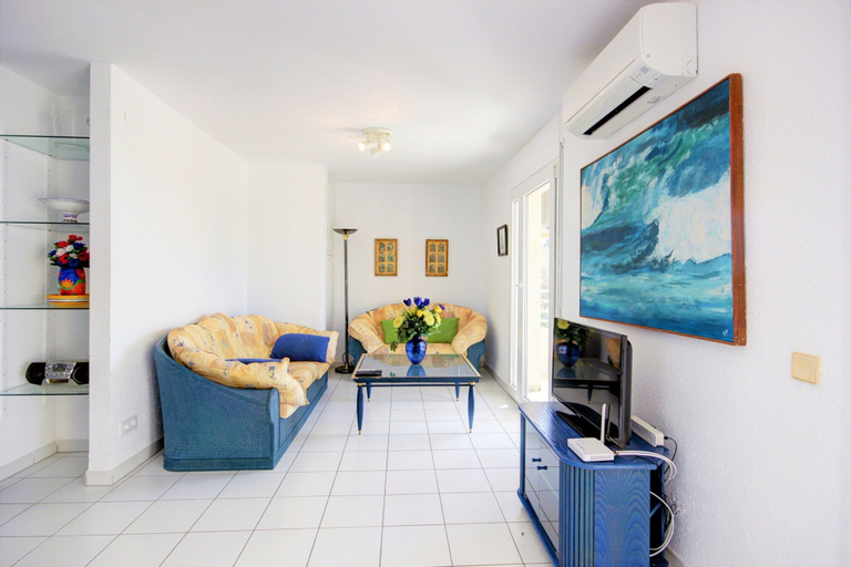 Living room 5, Apartment in Roses Near Sand Beach, Girona