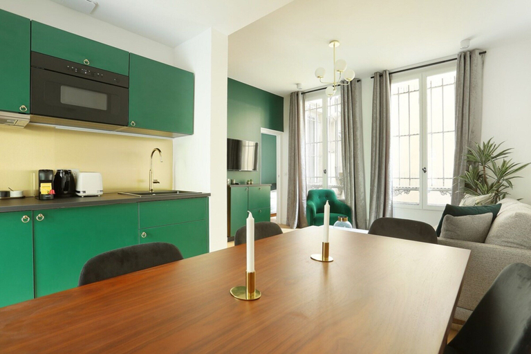 Private kitchen 5, Charming Apartment District Beaubourg Le Marais, Paris