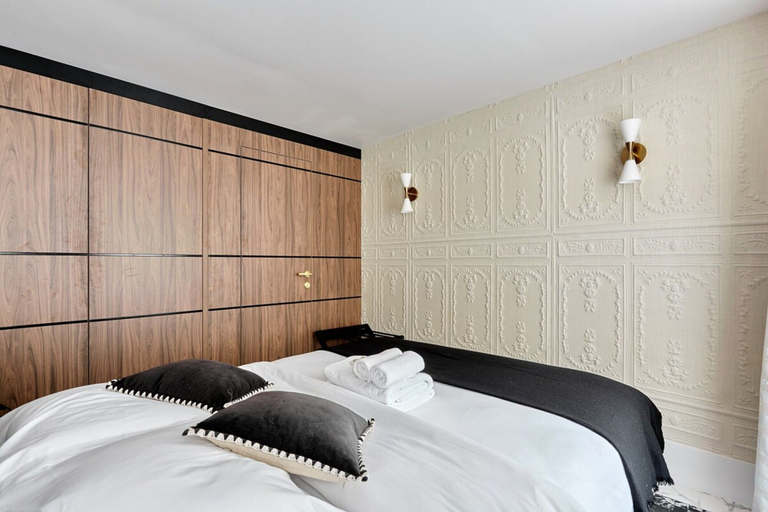 Room 3, Magnificent and new Studio Louvre - Palais Royal, Paris