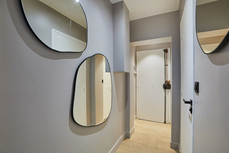 Interior 5, Superb & New Studio Eiffel Tower, Paris