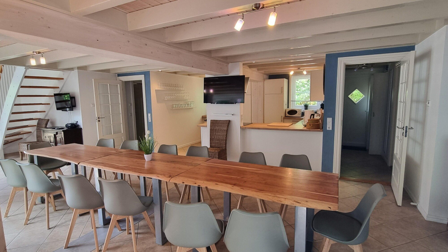 Dining 4, XXL Ferienhaus in Bad Saarow, Oder-Spree