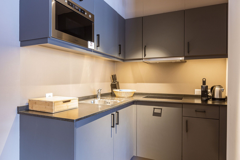 Private kitchen, Spacious Apartment With Swimming Pool, Reutte