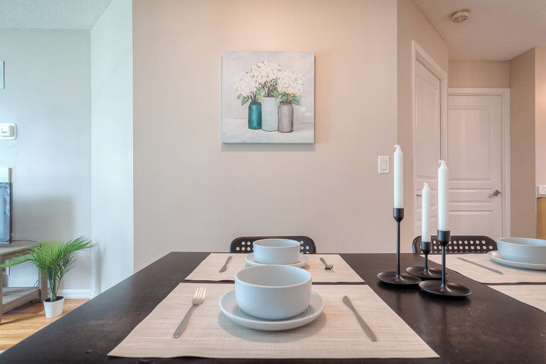 Others 5, Rivetstays - The Yonge Grand Suites, Toronto