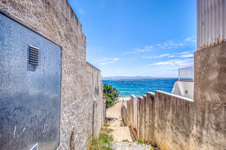 View from property 5, Beachfront Apartment in Platja Almadrava, Girona
