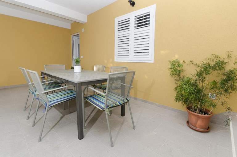 Others 4, Apartments Ivan, Makarska