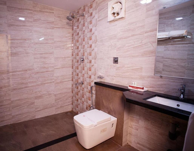 Bathroom 4, Sree Mahalakshmi Residency, Virudunagar