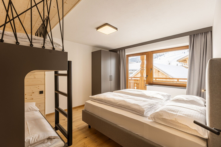 Room, Apartment in Tyrol Near ski Area, Reutte