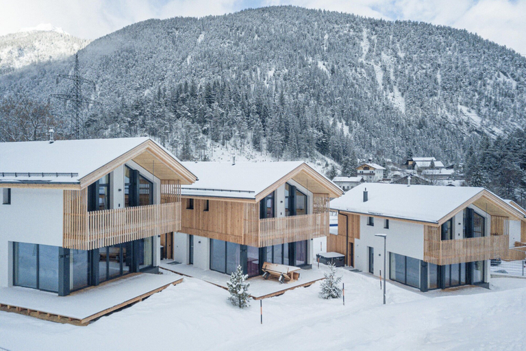 Exterior 2, Chalet mit 4 Schlafzimmern, Sauna und Kamin, Reutte