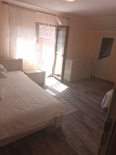 4, Casa Cerbului Moisei, Moisei