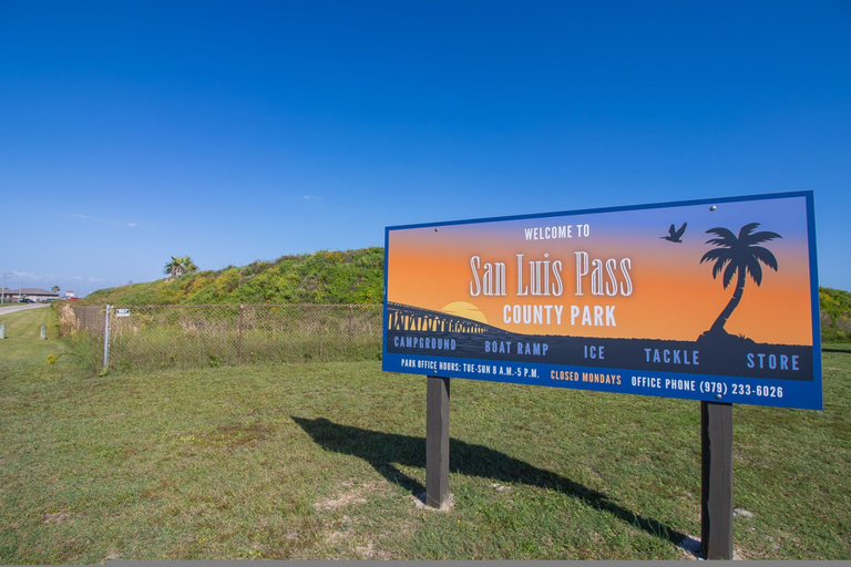 Room 4, Unforgettable Vacation Getaway in Treasure Island, Brazoria