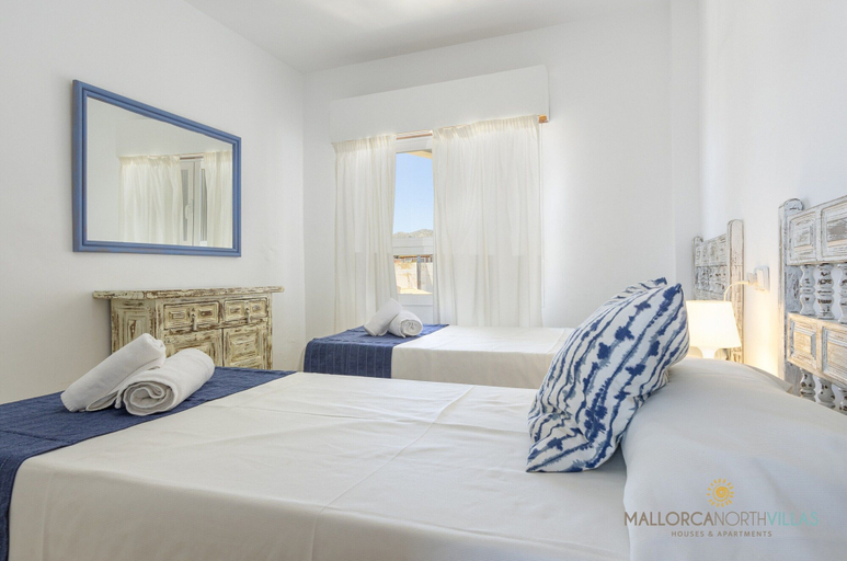 Bedroom 4, Apartment in Port de Pollenca by the Beach, Baleares