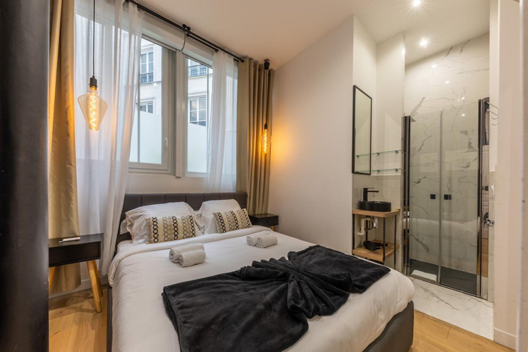 Room 4, Apartment Centre de Paris Sacre Coeur, Paris