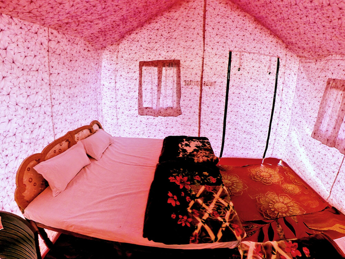 Bedroom 2, Prabhu Premi Sevashray, Allahabad