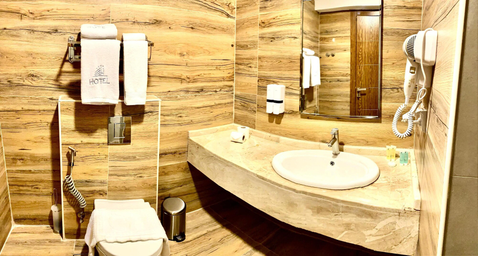 Bathroom 4, Aysel hotel, Aqaba