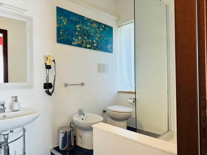 Bathroom 1