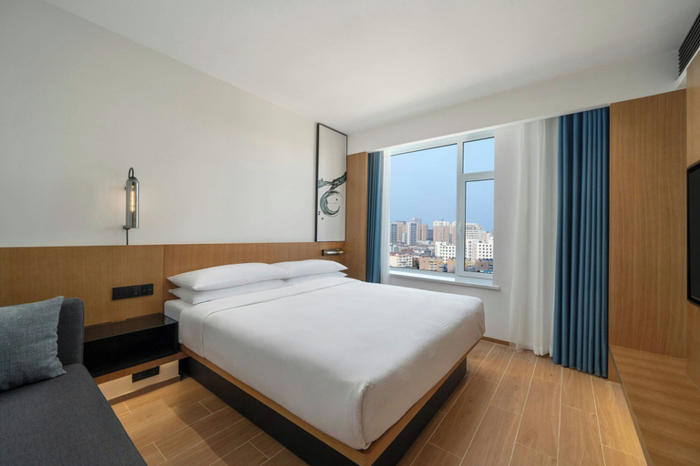 Bedroom 2, Fairfield by Marriott Shijiazhuang Station, Shijiazhuang
