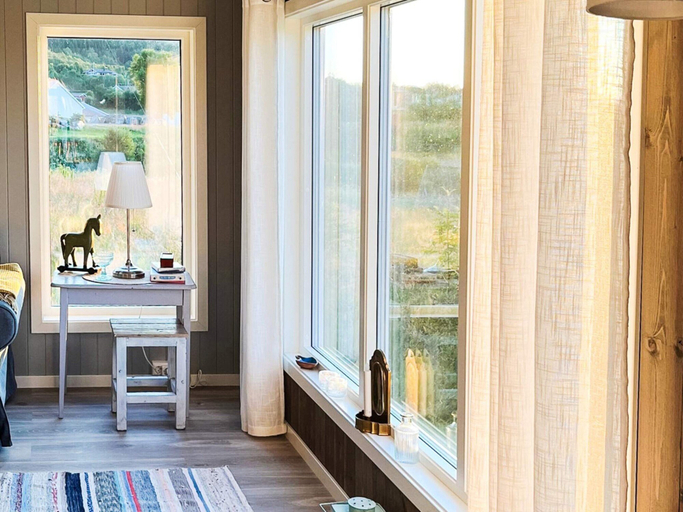 Interior 4, 4 Person Holiday Home in Alsvag, Øksnes
