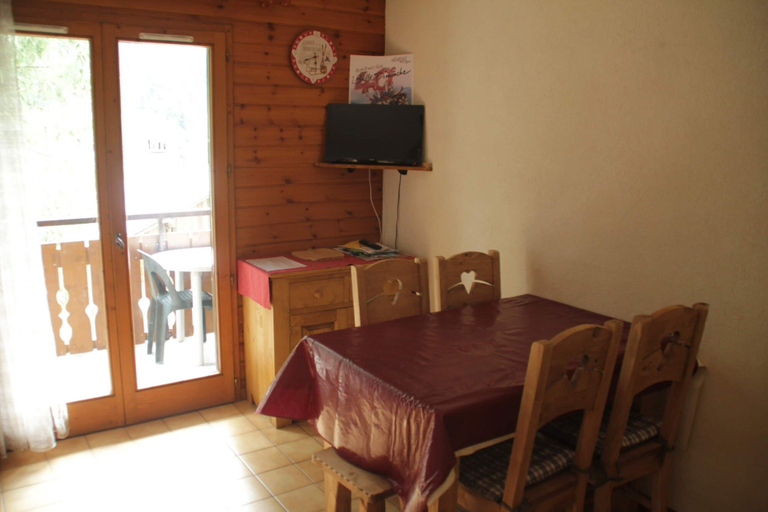 Dining 5, Voinettes Vnb3 Telecabine & Mountain 4 Pers, Haute-Savoie