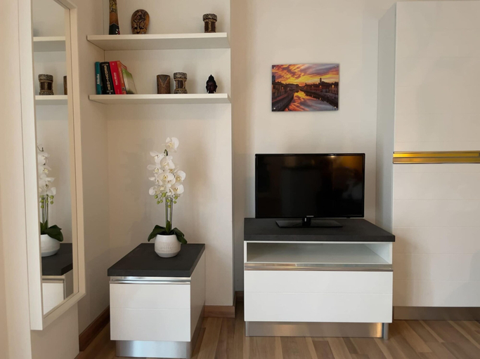 Interior 2, Studio With Balcony in Bovisa Milan, Milano