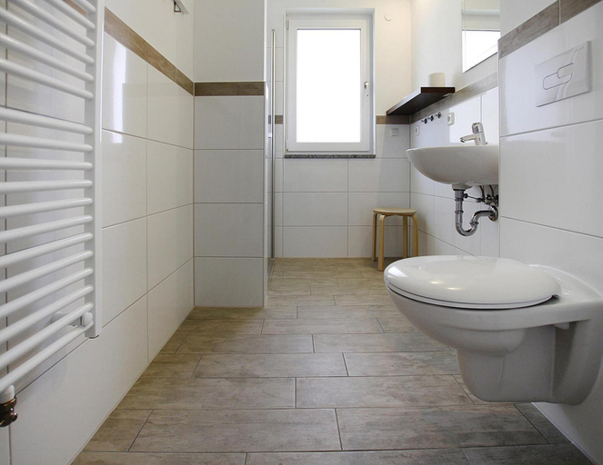 Bathroom, Appartement Hafenflair am Plauer See, Ludwigslust-Parchim