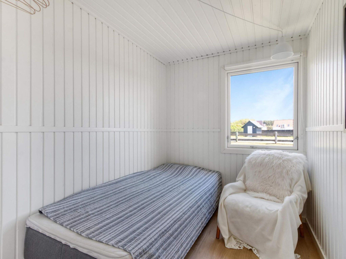 Bedroom 3, 5 Star Holiday Home in Lokken, Hjørring