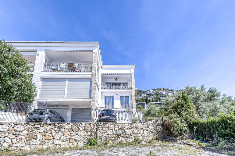 Exterior 5, Apartment in Roses Near Platja Dels Palangrers, Girona