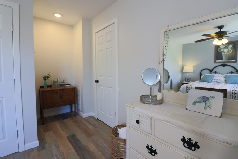 Room 2, One-of-a-kind Home Near Moody Gardens, Gunnison