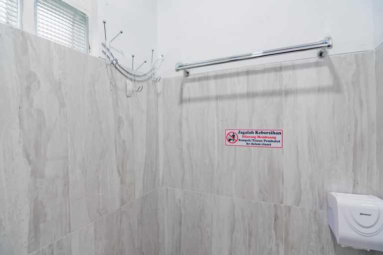 Bathroom 4