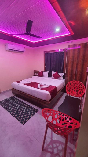 Bedroom 2, Hotel Swarna Lata, Puri