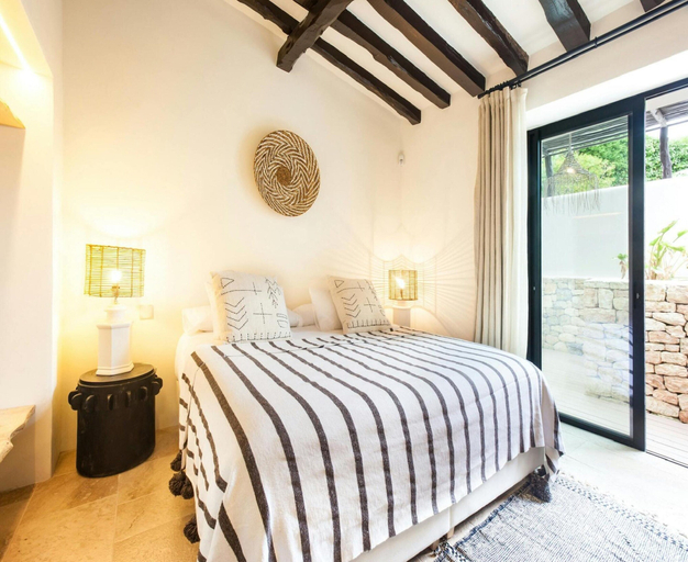 Room 5, Holiday Home Near Scenic Farmland, Baleares