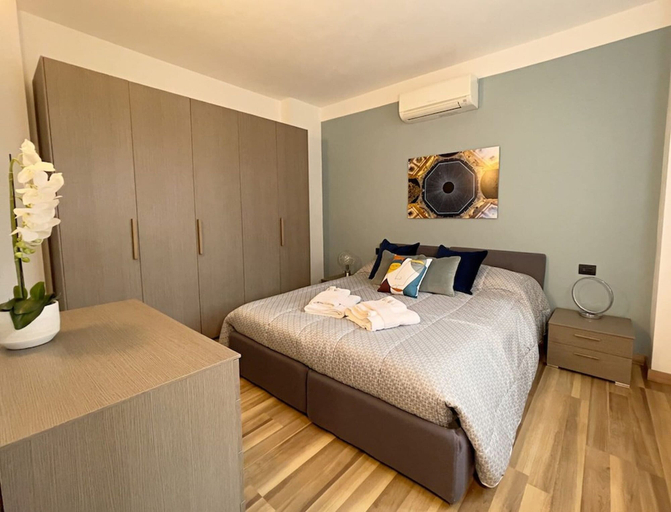 Room 2, Modern Apt Next to M3 Metro, Milan, Milano