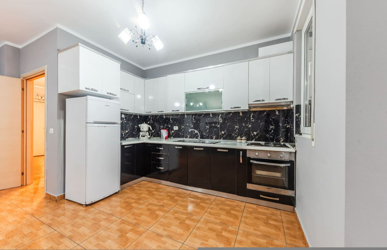 Room 4, The Triple Comfort Loft Spacious 3BR in Shkod r, Shkodrës