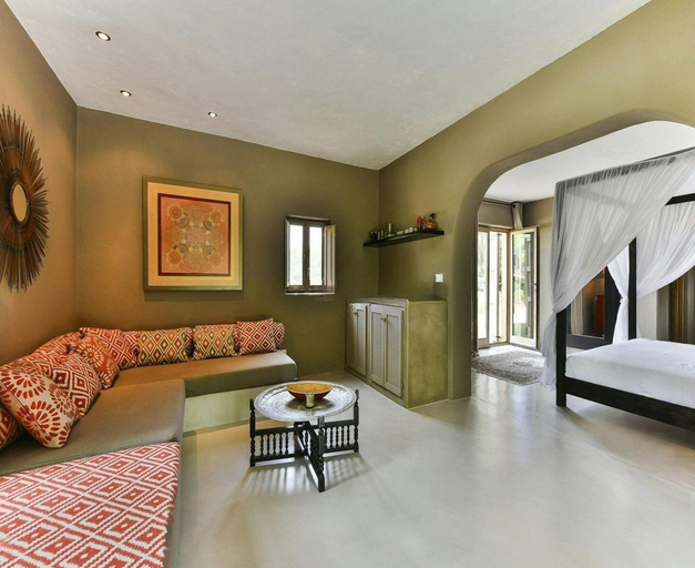 Living room 3, Holiday Home With Wooden-beamed Patio, Baleares
