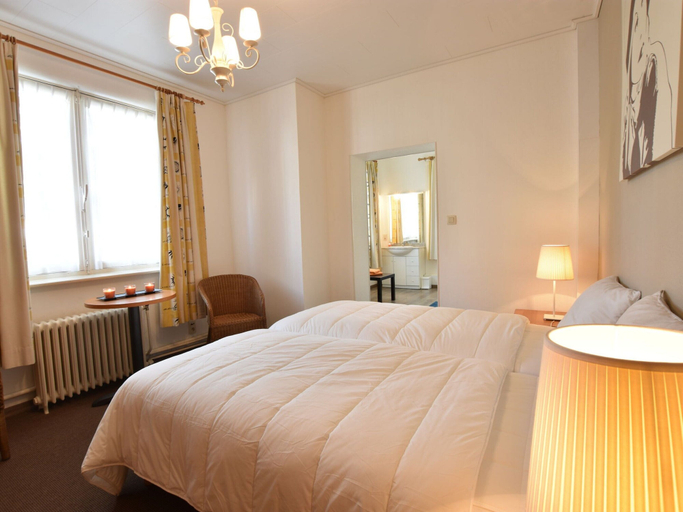 Room 2, Sun & Sand Group Getaway, West-Vlaanderen