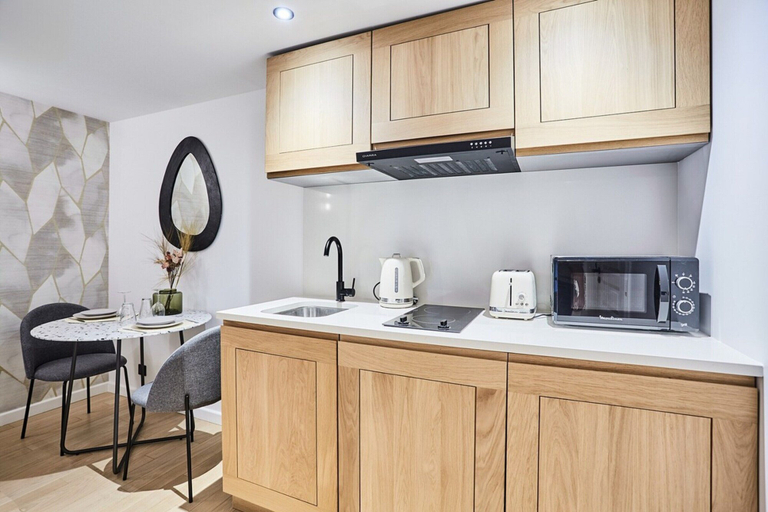 Private kitchen, New Apartment Centre de Paris Bourse, Paris