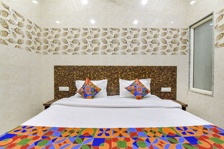 Bedroom 2, Fabhotel Maa Gayatri Sadan, Mathura