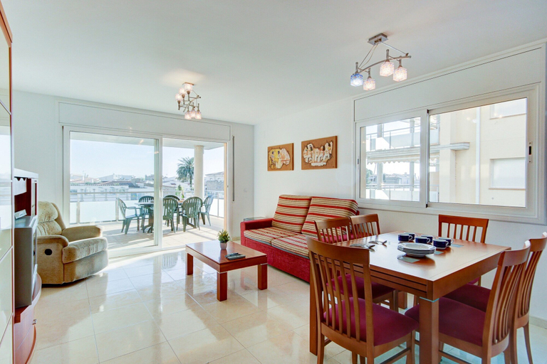 Living room 4, Apartment With Scenic View, Girona