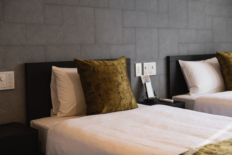 Bedroom 2, GRAND BASE Crane, Fukuoka