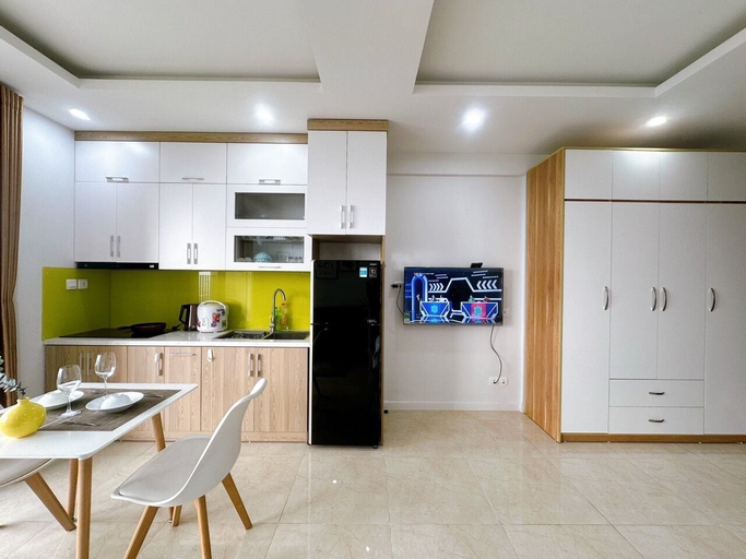 Dining Room 13