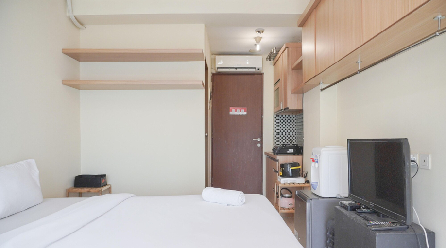 Bedroom 4, Homey And Cozy Studio Room Tifolia Apartment, East Jakarta